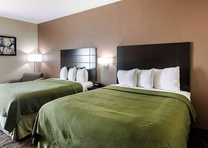 Hotel Quality Ft. Worth North 3*