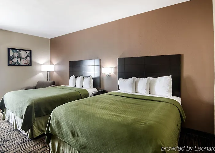 Hotel Quality Ft. Worth North 3*