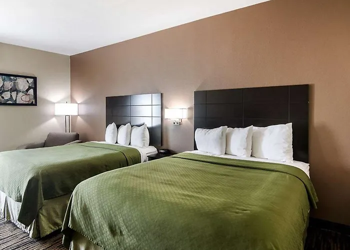 Quality Ft. Worth North Hotel