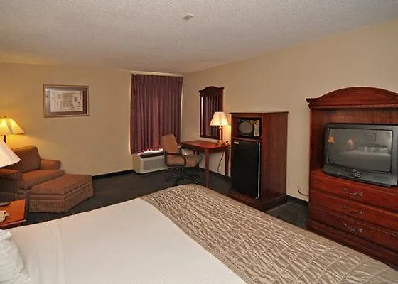 Quality Ft. Worth North 3*